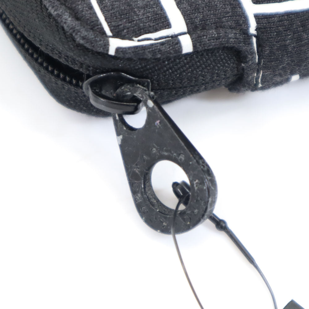 MARC BY MARC JACOBS マークバイマークジェイコブス 未使用 総柄 タブレットケース  ブラック系 タグ付き レディース