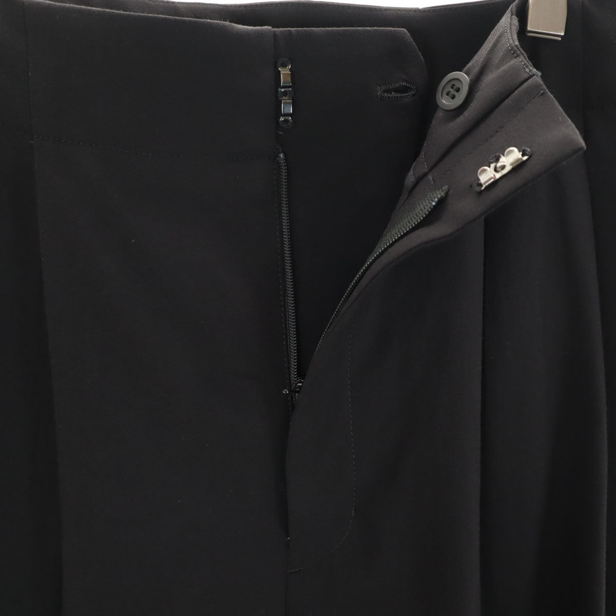 ADORE アドーア タック ロングパンツ 38 ブラック レディース