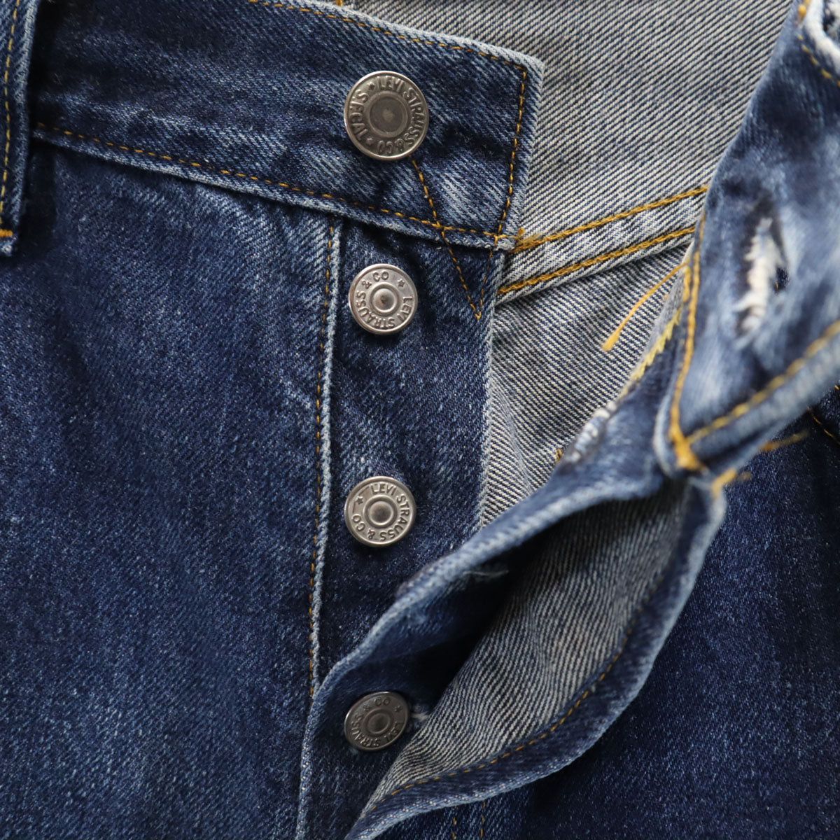 Levi's リーバイス 90s 501XX ビッグE 赤耳 バレンシア工場 復刻 オールド デニムパンツ W31 ウォッシュブルー ジーンズ Vステッチ 隠しリベット メンズ