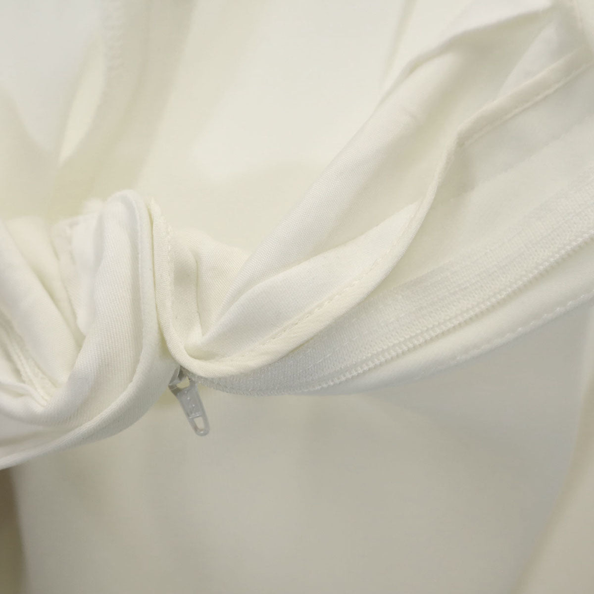 ISSEY MIYAKE イッセイミヤケ 日本製 ワイドパンツ 7 アイボリー レディース