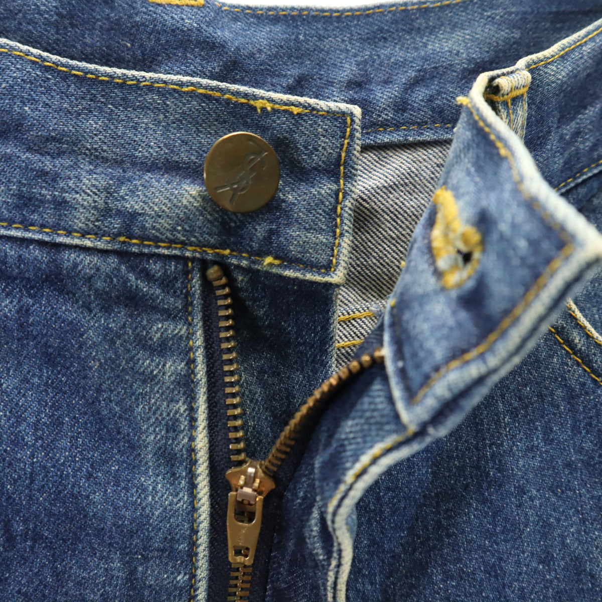 YVES SAINT LAURENT イヴサンローラン ストレートデニムパンツ 46 ジーンズ メンズ