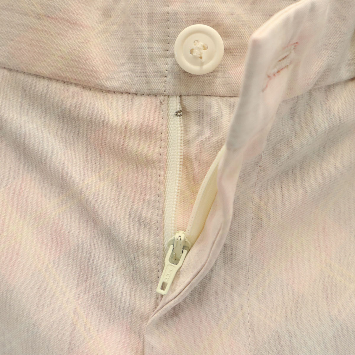 ISSEY MIYAKE MEN イッセイミヤケメン 日本製 リバースプリント チェック柄 スラックスパンツ 2 アイボリー系 メンズ