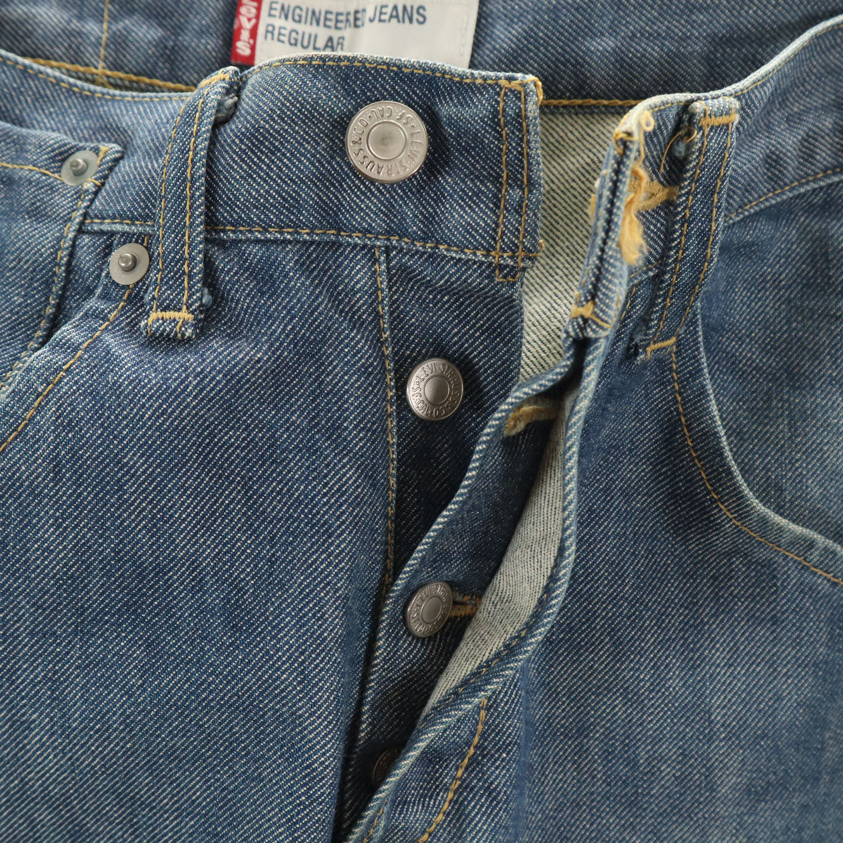 Levi's ENGINEERED JEANS リーバイス エンジニアードジーンズ 日本製 立体裁断 デニムパンツ w29 ブルー系 ジーンズ メンズ