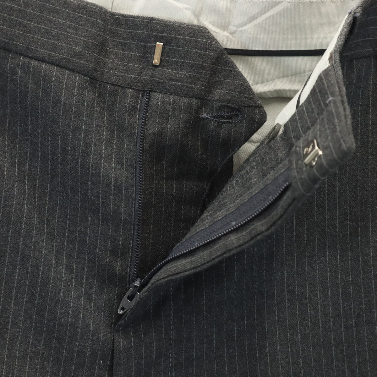 80s ヴィンテージ ストライプ柄 スラックスパンツ チャコールグレー TALONジップ メンズ