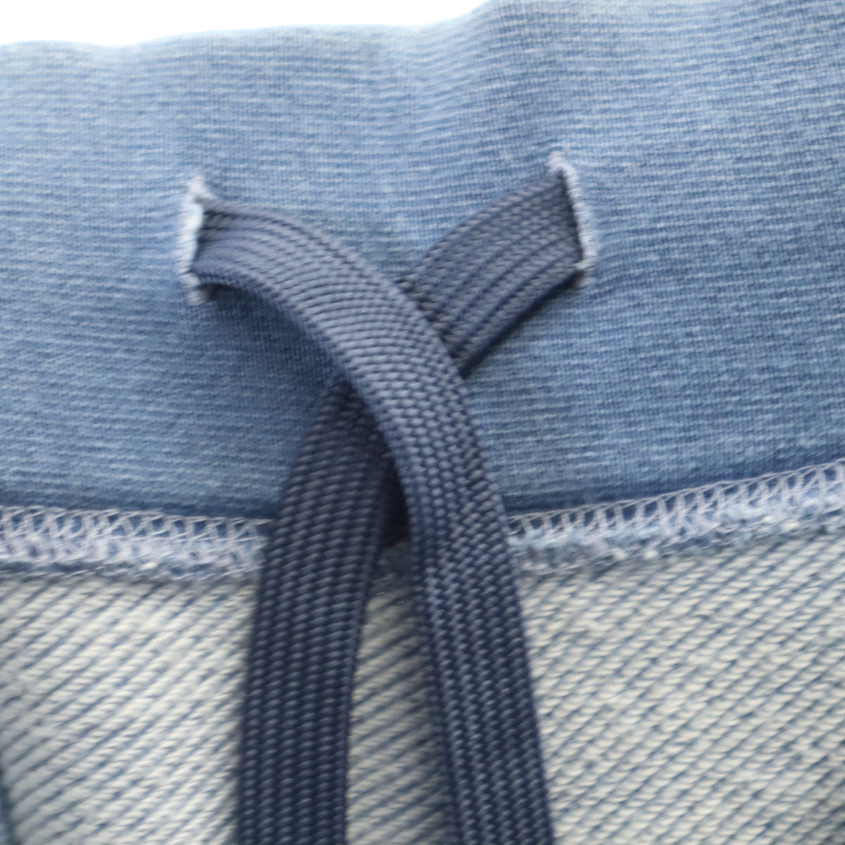 A BATHING APE PIRATE STORE アベイシングエイプ パイレーツストア インディゴ染め スウェットパンツ L 水色 メンズ