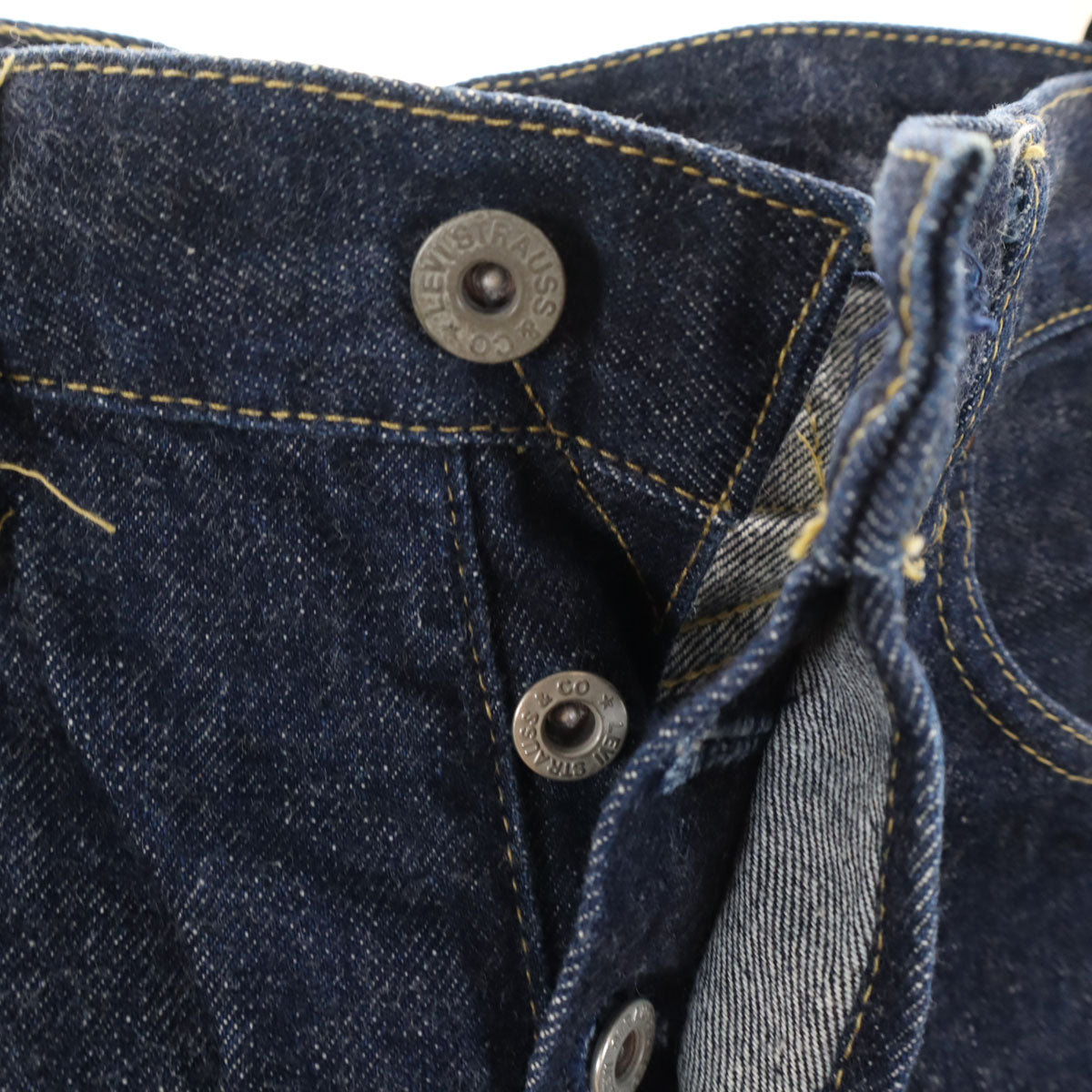 Levi's リーバイス 90s 702 日本製 ビッグE 赤耳 オールド ストレートデニムパンツ W28 インディゴ ジーンズ 隠しリベット セルビッチ シンチバック メンズ