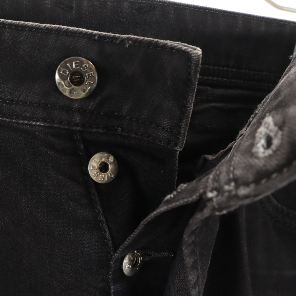 DIESEL ディーゼル BELTHER スリム テーパードパンツ W32 ブラック 0679F メンズ