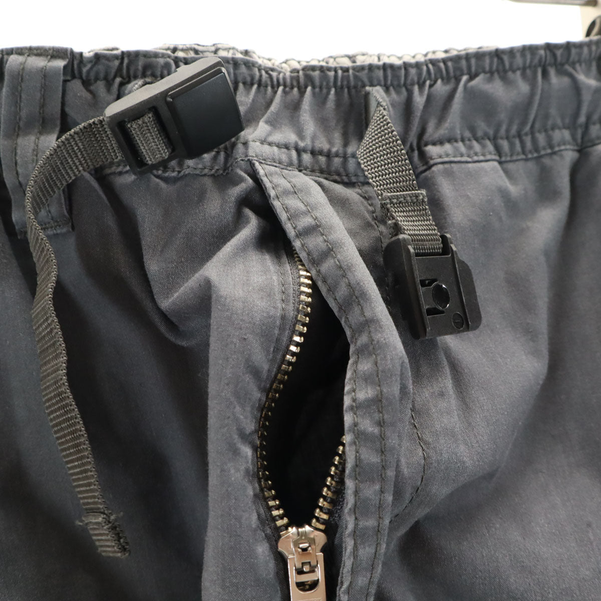 WHITE MOUNTAINEERING ホワイトマウンテニアリング 2016SS 日本製 クライミングパンツ 1 チャコールグレー ストレッチ メンズ