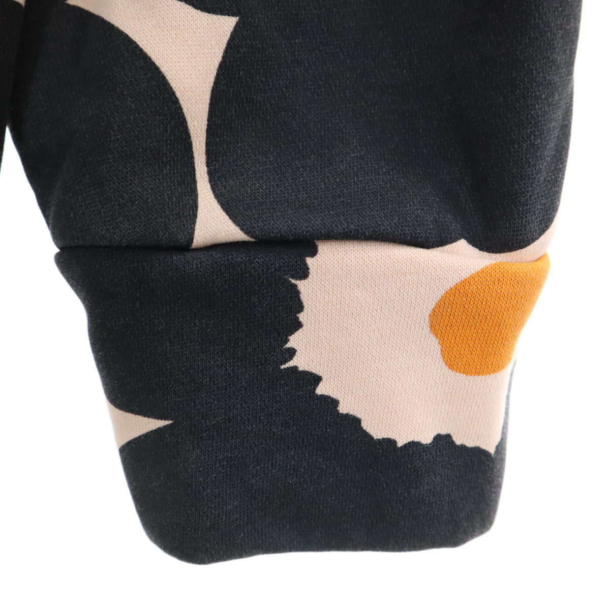 adidas アディダス MARIMEKKO マリメッコ コラボ 総柄 長袖 スウェット ワンピース OT ブラック系 裏起毛 レディース