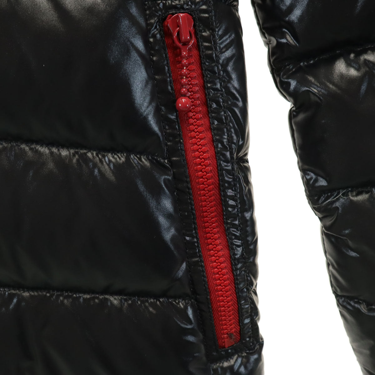 DUVETICA デュベティカ ブルガリア製 ACE ダウンコート 38 ブラック系 レディース