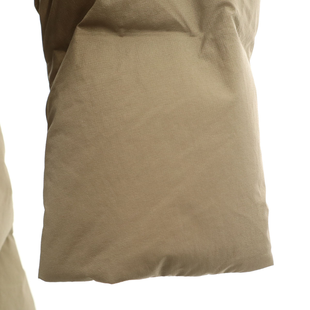 未使用 UNIQLO ユニクロ シームレス ダウンコート L カーキベージュ系 メンズ