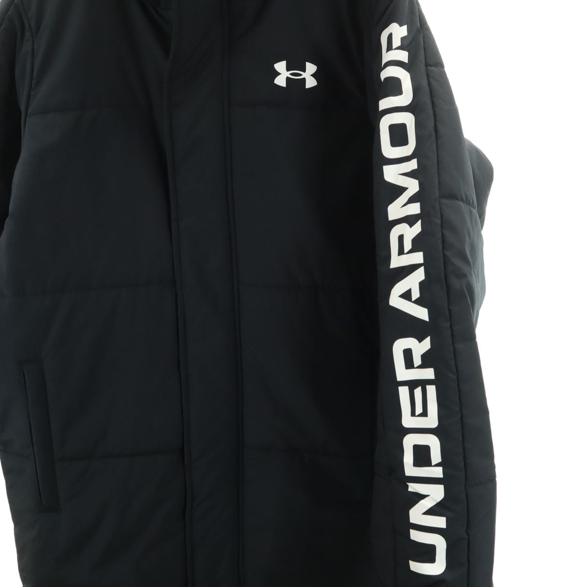 美品 UNDER ARMOUR アンダーアーマー ベンチコート S ブラック 中綿 メンズ