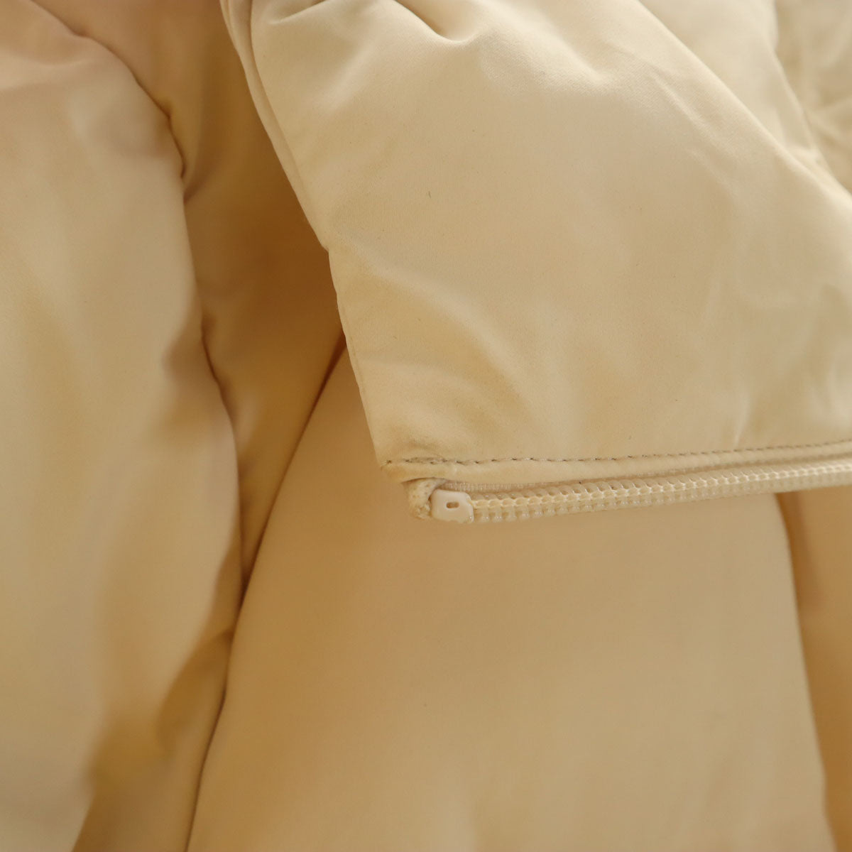 UNIQLO ユニクロ シームレス ダウンコート XL アイボリー レディース