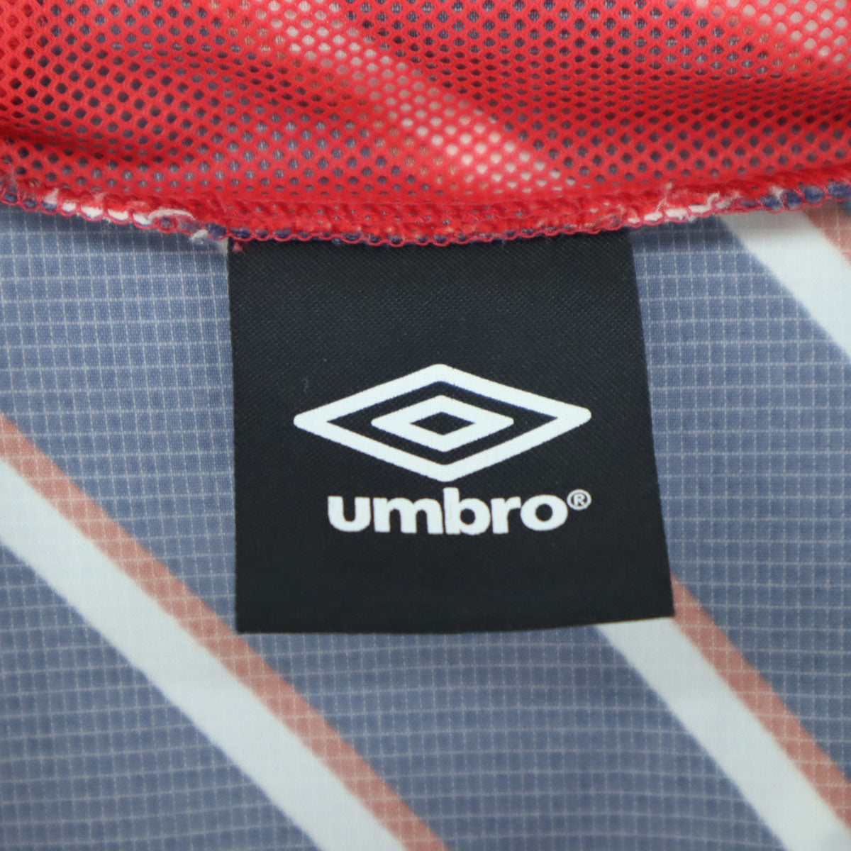 美品 umbro アンブロ UCS4441L ボーダー 長袖 フード付き ウインドブレーカー M ネイビー×レッド×ホワイト レディース