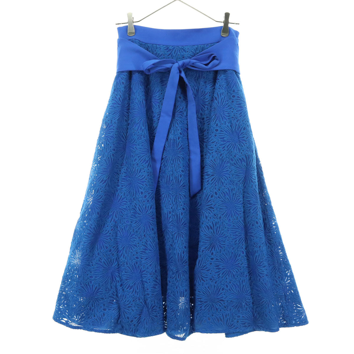 美品 ADORE アドーア 日本製 花柄 刺_ ミモレ丈 フレアスカート 38 ブルー ベルト付 レディース