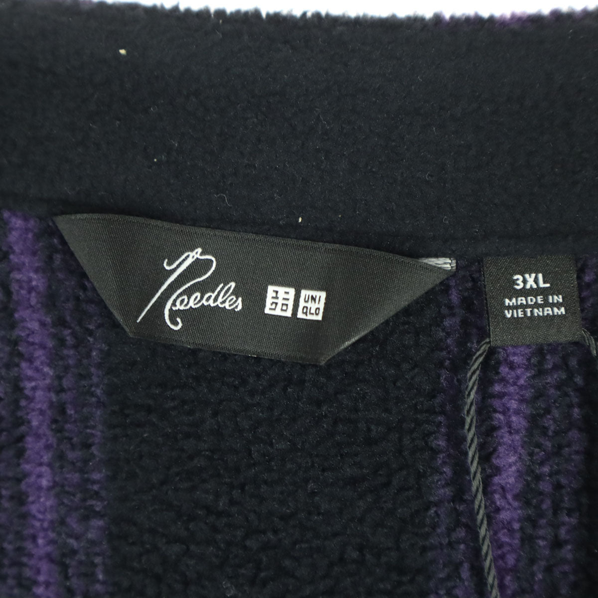 未使用 UNIQLO ユニクロ NEEDLES ニードルズ コラボ ワンポイントロゴ ストライプ柄 長袖 フリース カーディガン 3XL ブラック ビッグサイズ メンズ