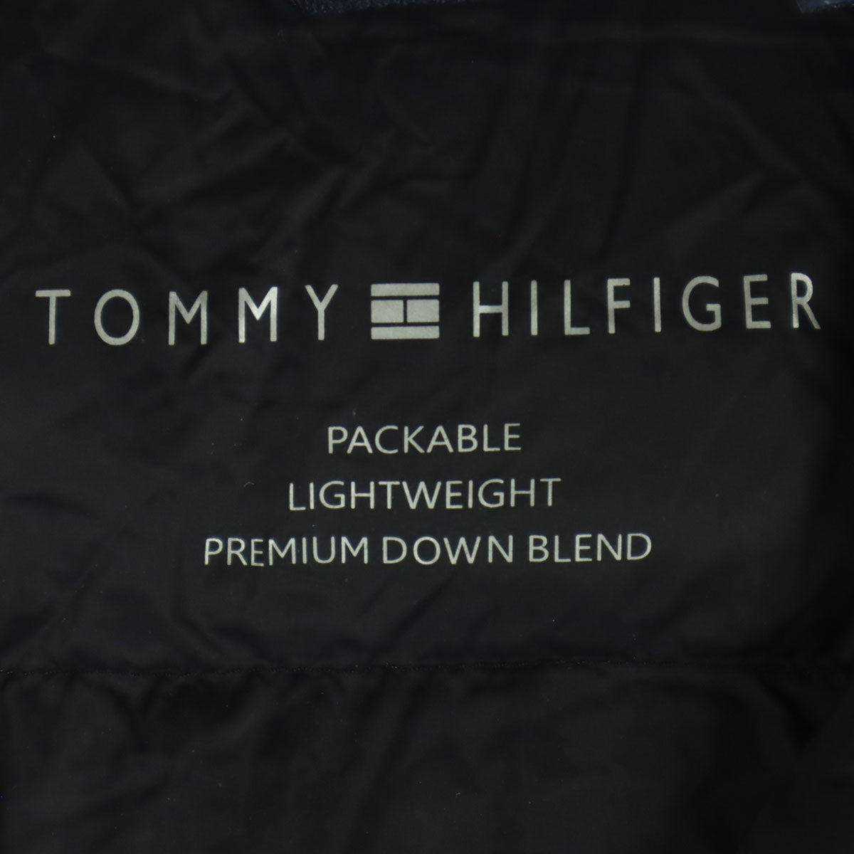 TOMMY HILFIGER トミーヒルフィガー ナイロン ワンポイントロゴ 長袖 中綿コート Ｌ ブラック レディース