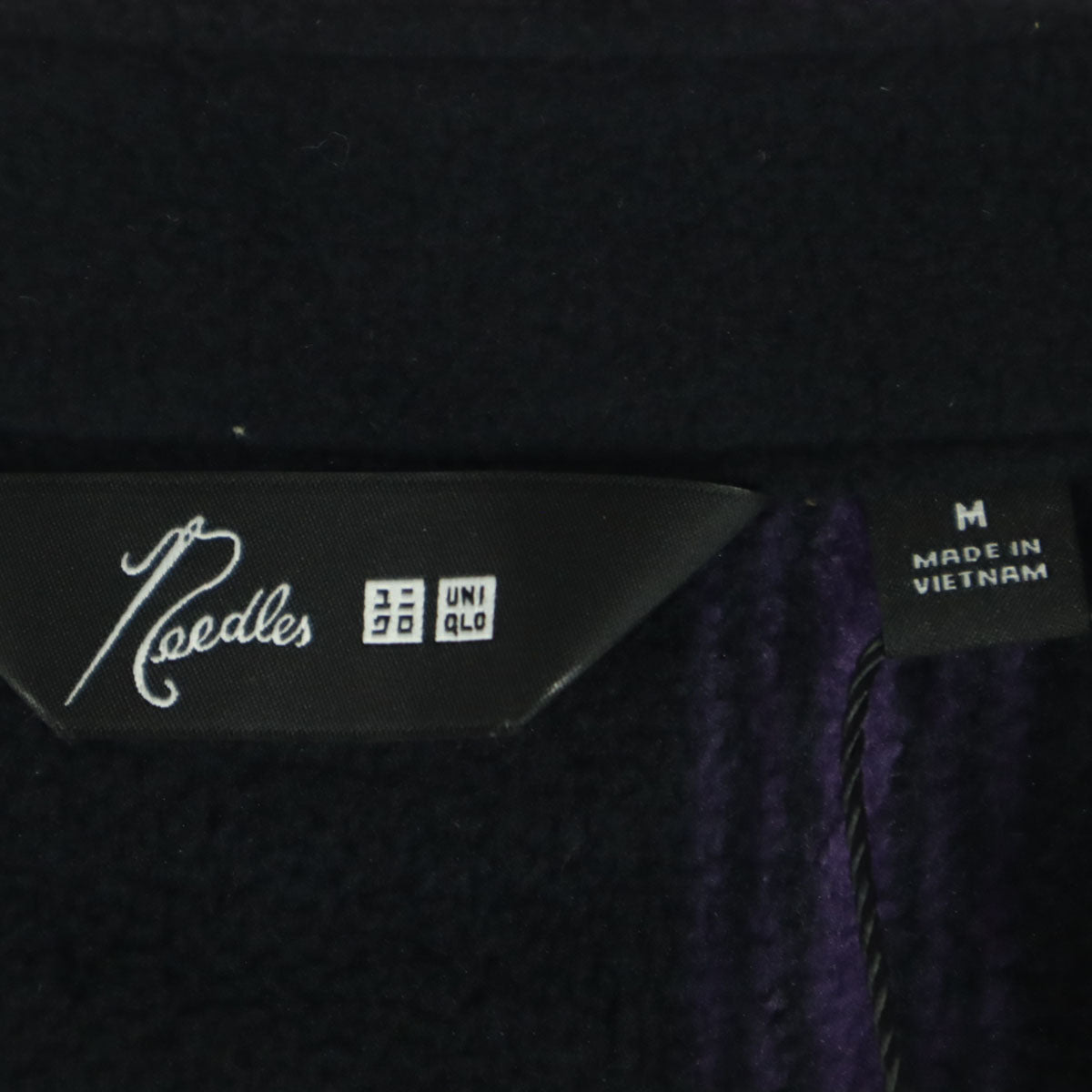 未使用 UNIQLO ユニクロ NEEDLES ニードルズ コラボ ワンポイント刺繍 ストライプ柄 長袖 フリース オーバーサイズ カーディガン M ブラック バイカラー メンズ