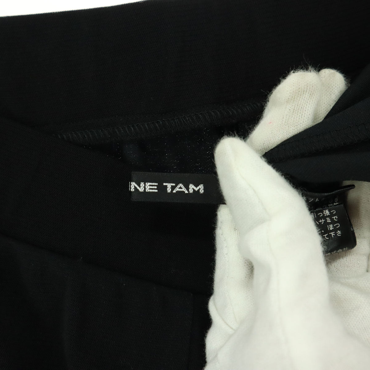 美品 VIVIENNE TAM ヴィヴィアンタム 日本製 花柄 ワイドパンツ 42 ブラック レディース