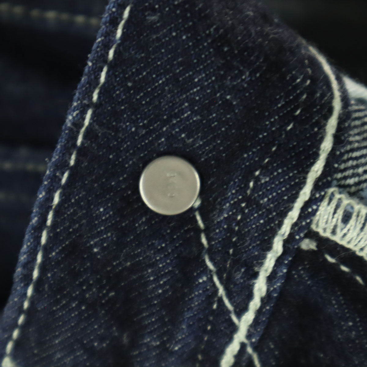 美品 Levi's RED リーバイスレッド ストレートデニムパンツ w28 インディゴ系 505 レディース