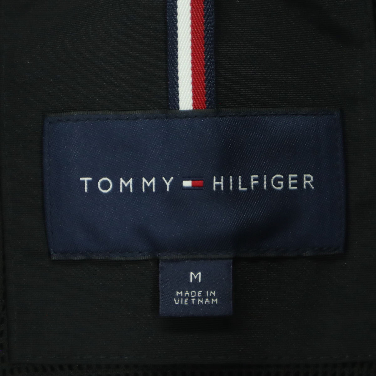 美品 TOMMY HILFIGER トミーヒルフィガー 長袖 フード付 ナイロンジャケット M ブラック メンズ