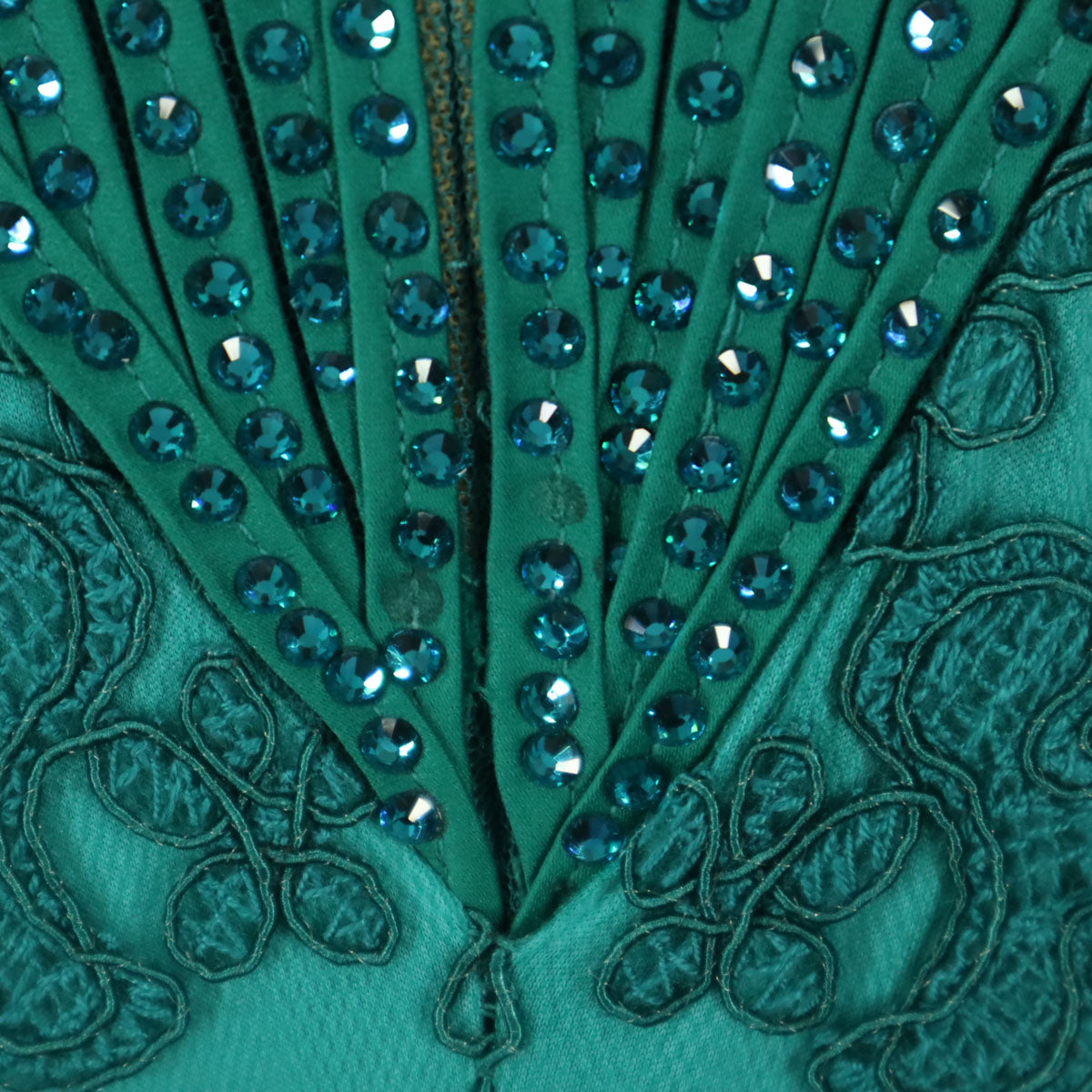 TADASHI SHOJI タダシショージ 刺繍 花柄 ラインストーン 長袖 Vネック ロングワンピース 6 グリーン ドレス レディース