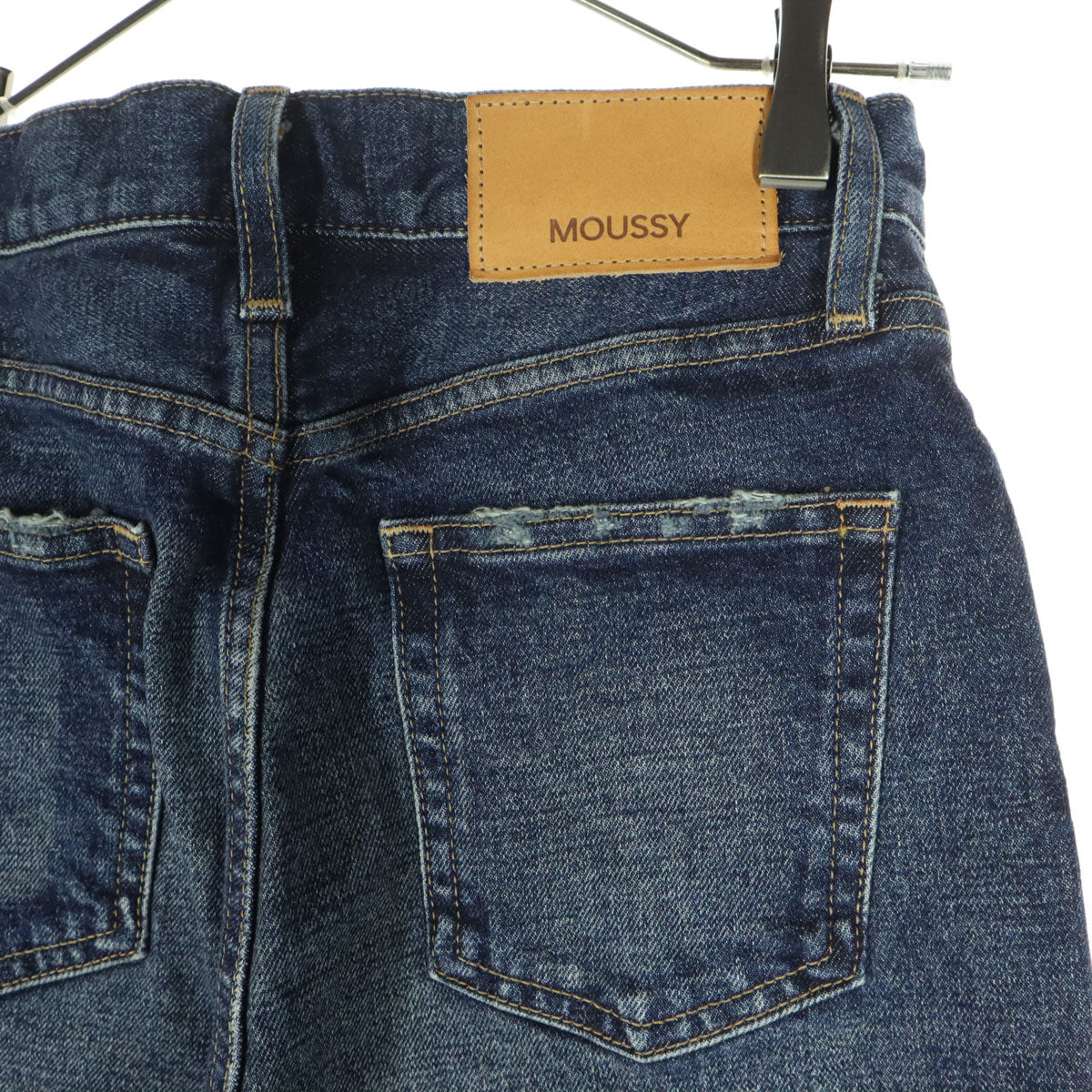 美品 MOUSSY マウジー 26SS 日本製 ダメージ加工 フレアデニムパンツ 26 インディゴ レディース