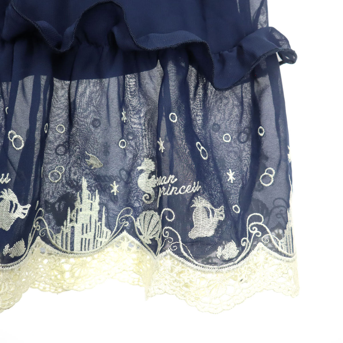 未使用 axes femme アクシーズファム THE LITTLE MERMAID コラボ マリン刺繍 ノースリーブ キャミソール ロングワンピース M ネイビー フリル リトルマーメイドコラボ レディース