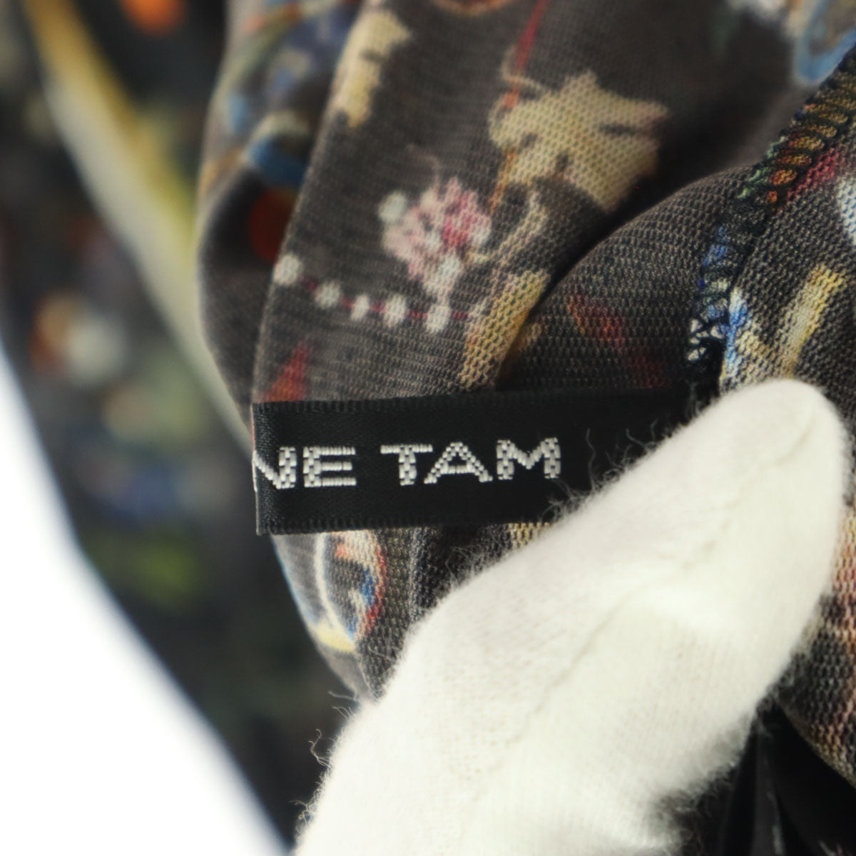 美品 VIVIENNE TAM ヴィヴィアンタム 花柄 5分袖 ブラウス L レディース