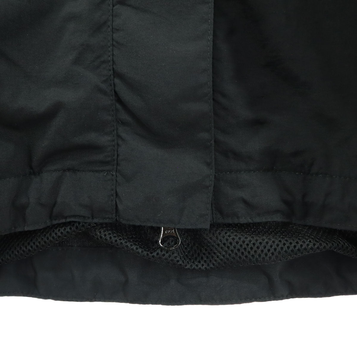 美品 WILDTHINGS ワイルドシングス 長袖 裾、ウエスト調整紐付き マウンテンパーカー M ブラック レディース