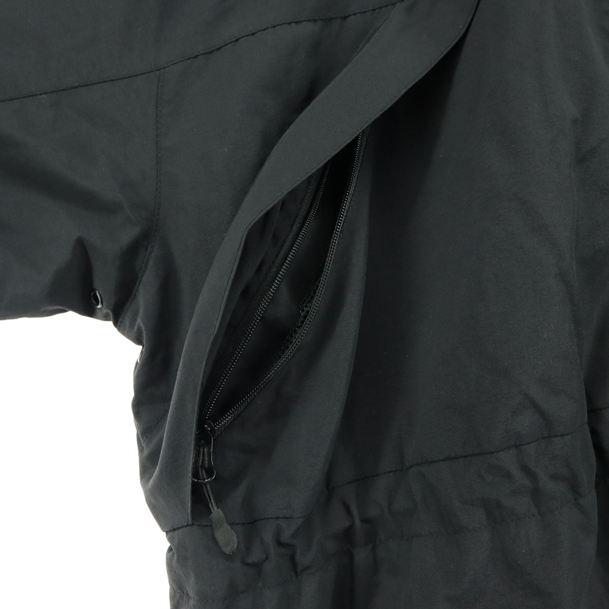 美品 WILDTHINGS ワイルドシングス 長袖 裾、ウエスト調整紐付き マウンテンパーカー M ブラック レディース