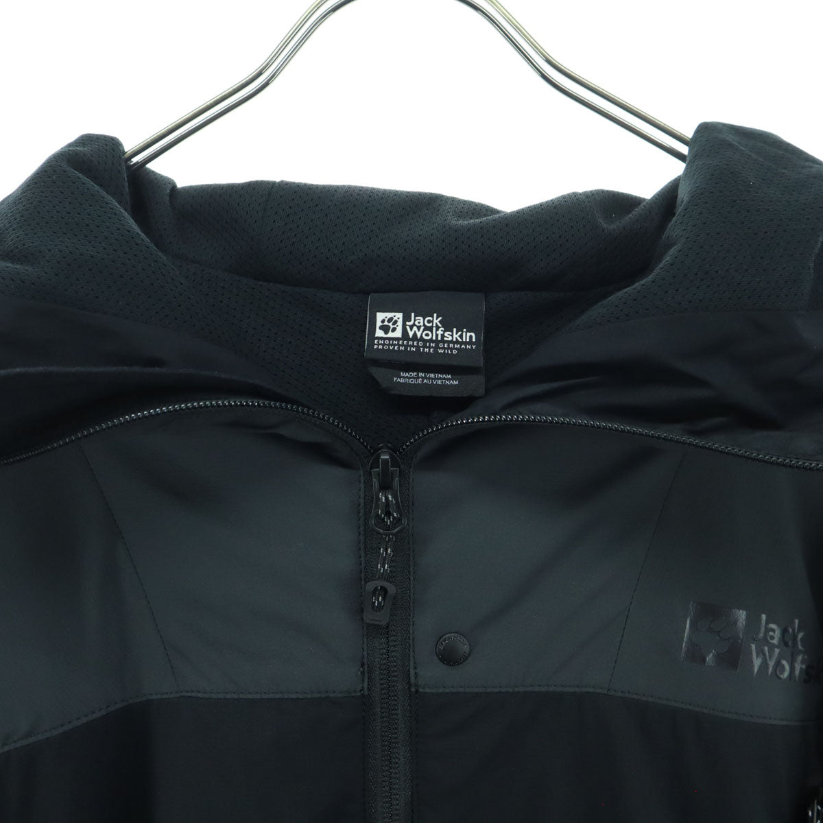美品 Jack Wolfskin ジャックウルフスキン ワンポイントロゴ 長袖 フーディジャケット M ブラック メンズ