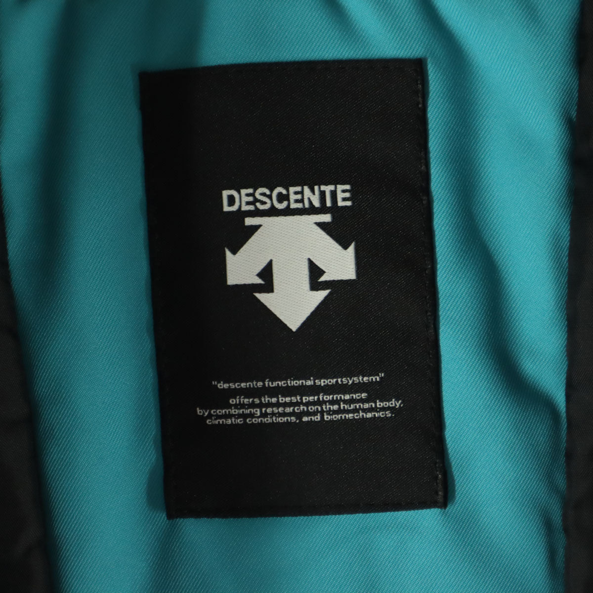 美品 DESCENTE デサント 英字 長袖 ダウンジャケット M ピンク レディース