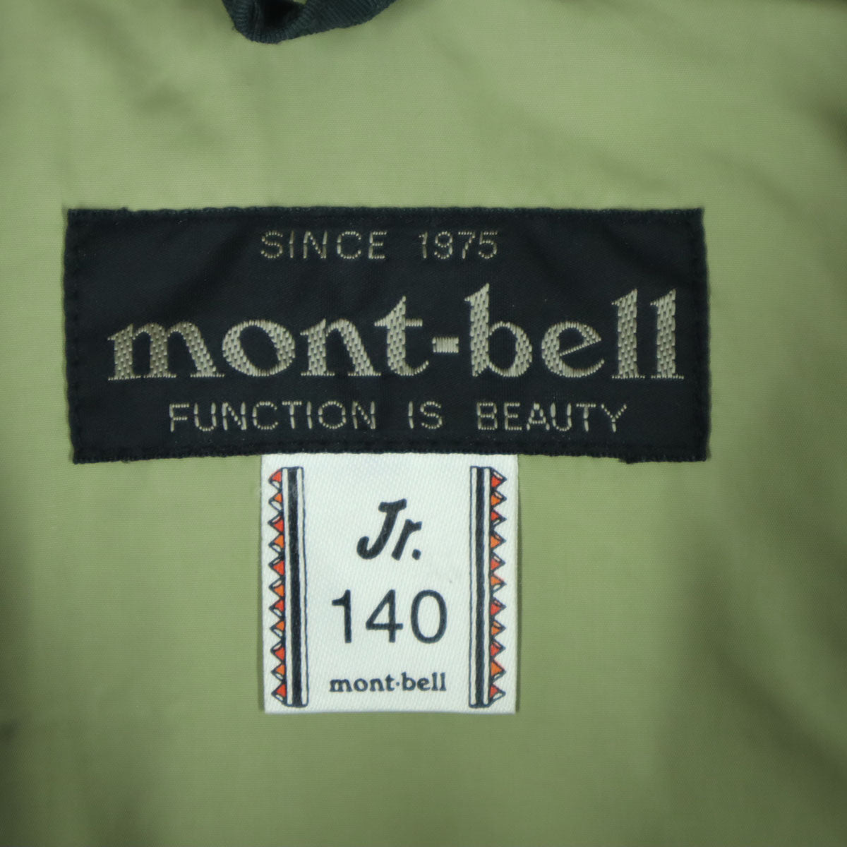 mont-bell モンベル ダウンベスト 140 グレー系 キッズ