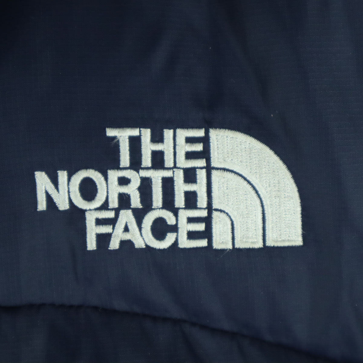 THE NORTH FACE ザノースフェイス ワンポイントロゴ 長袖 ダウンジャケット 150 ネイビー NDJ92359 キッズ