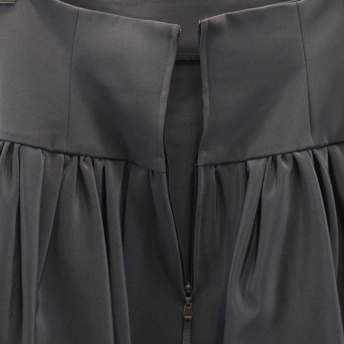 FOXEY NEW YORK フォクシーニューヨーク 日本製 ミニ丈 フレアスカート 38 チャコールグレー レディース