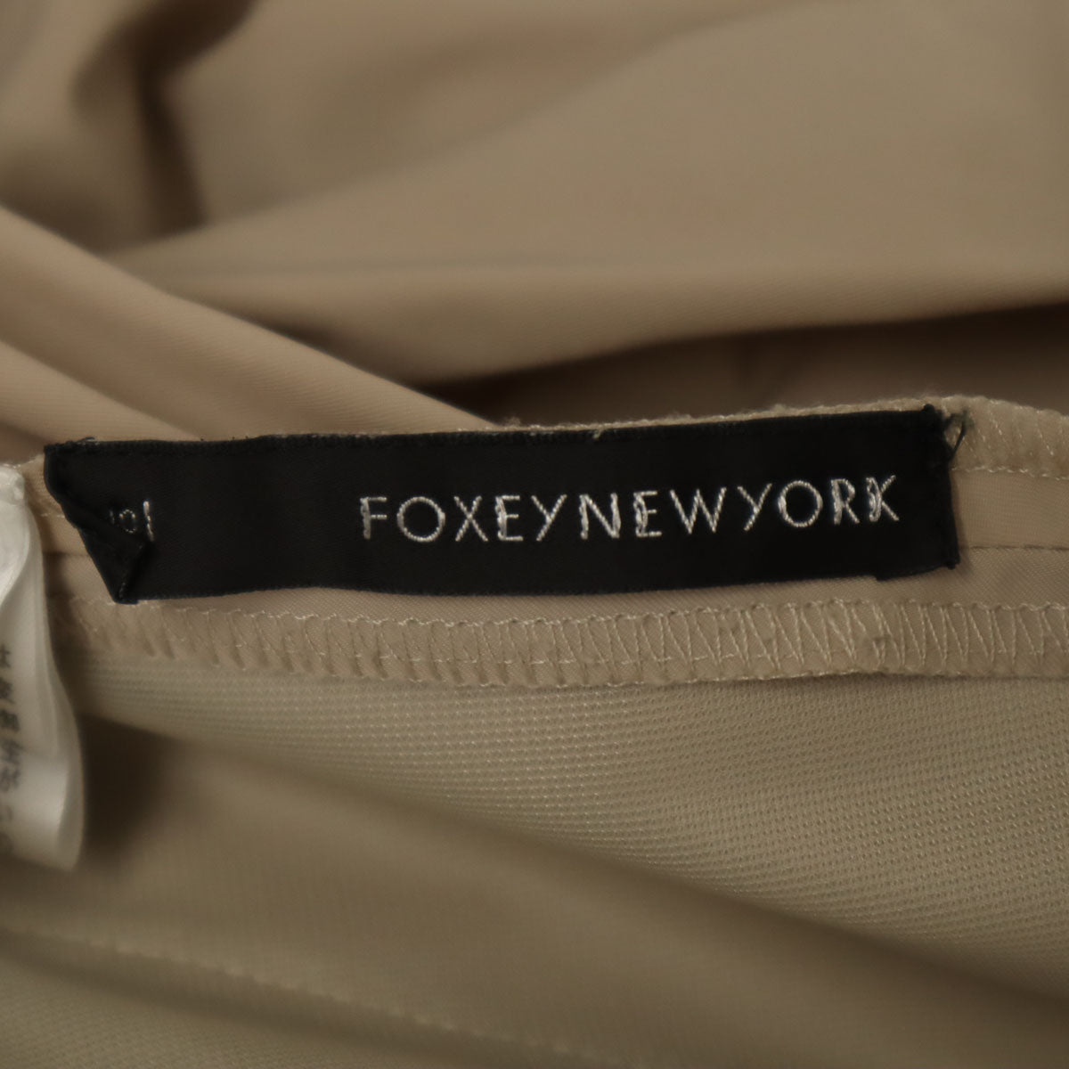 FOXEY NEW YORK フォクシーニューヨーク 日本製 ミディ丈 ボックス プリーツスカート 40 グレージュ レディース
