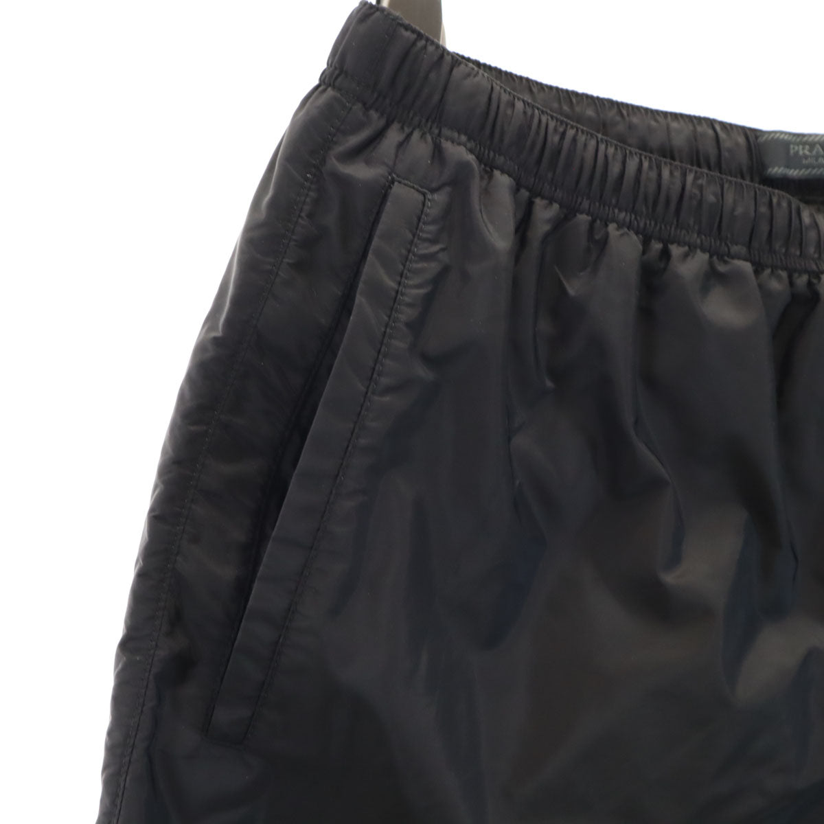 PRADA プラダ ナイロン ショートパンツ 48 ブラック メンズ
