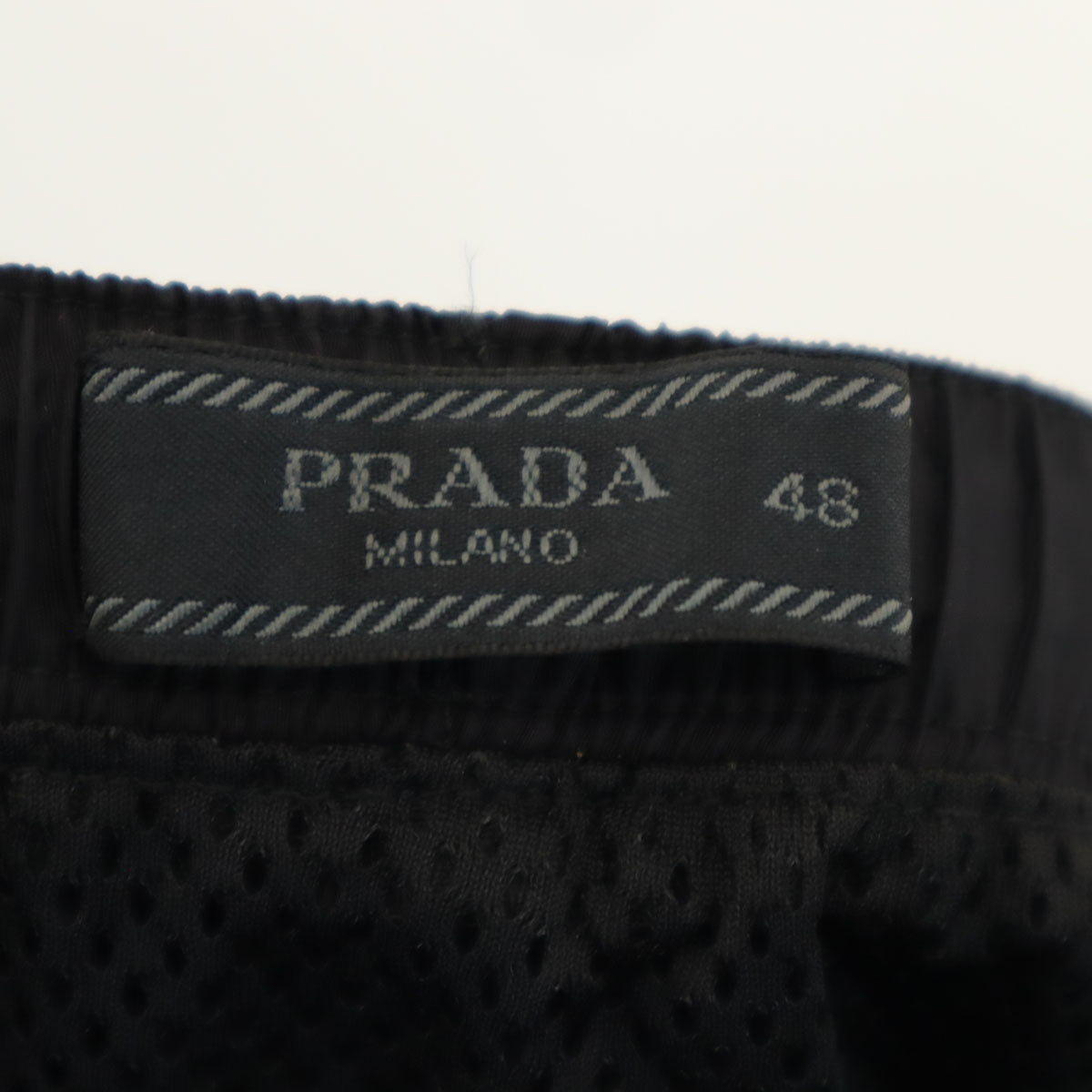 PRADA プラダ ナイロン ショートパンツ 48 ブラック メンズ