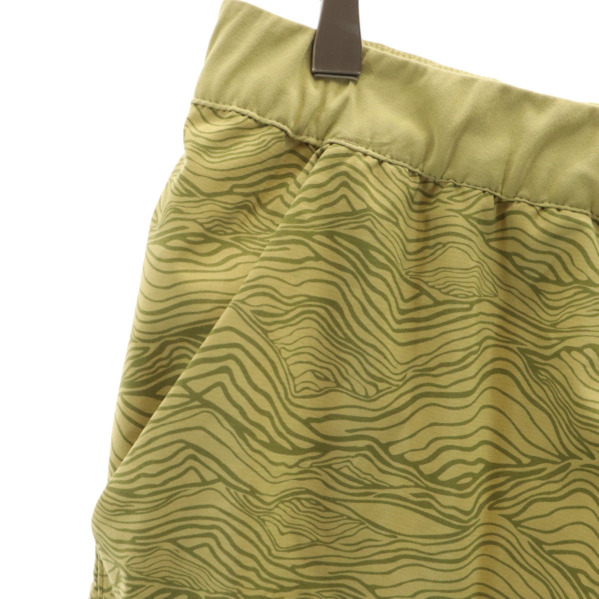 patagonia パタゴニア 総柄 ショートパンツ M イエロー系 アウトドア STY24690SP22 メンズ