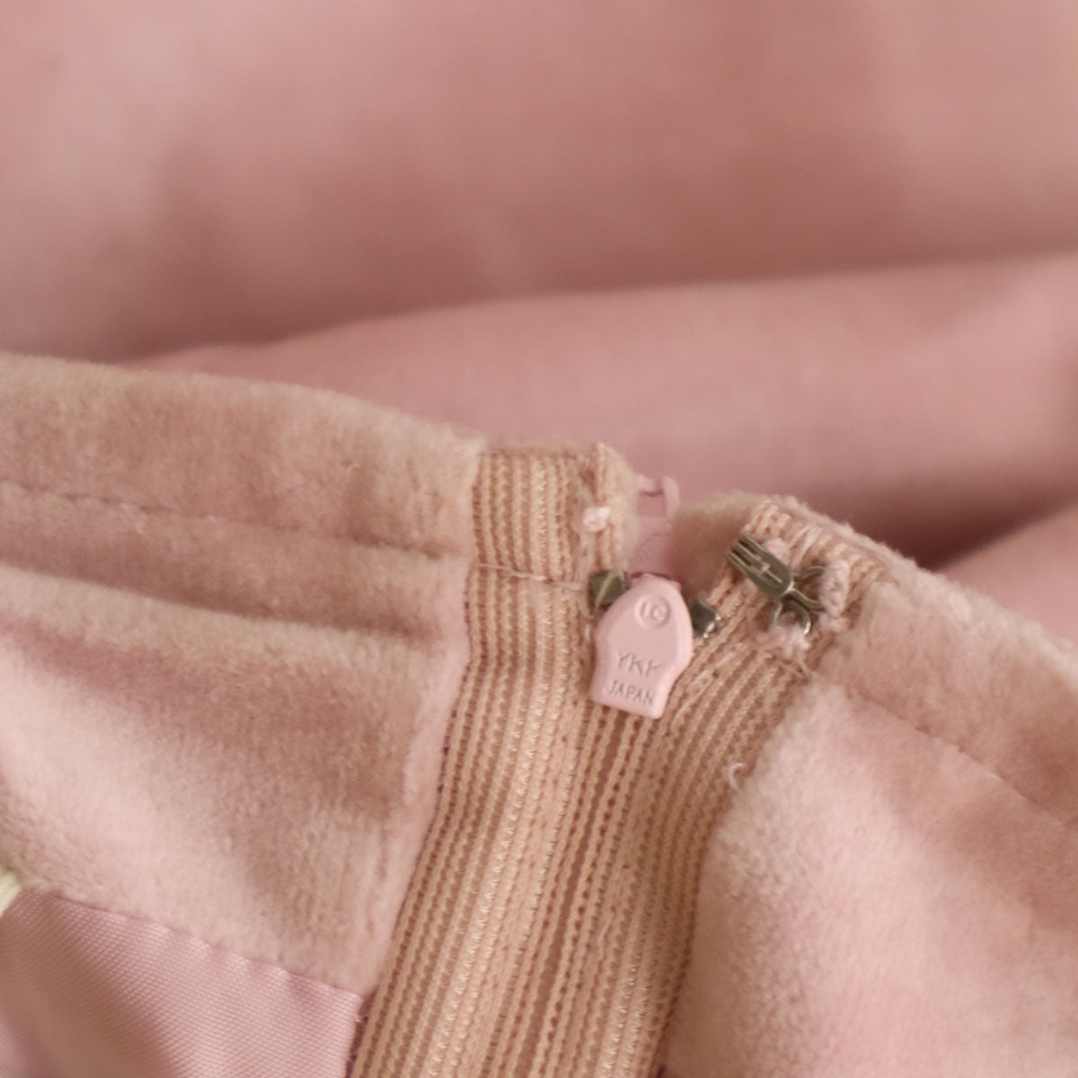 GIVENCHY ジバンシィ 90s 未使用 日本製 オールド ベロア ショートパンツ 9 ピンク LIFE タグ付き レディース