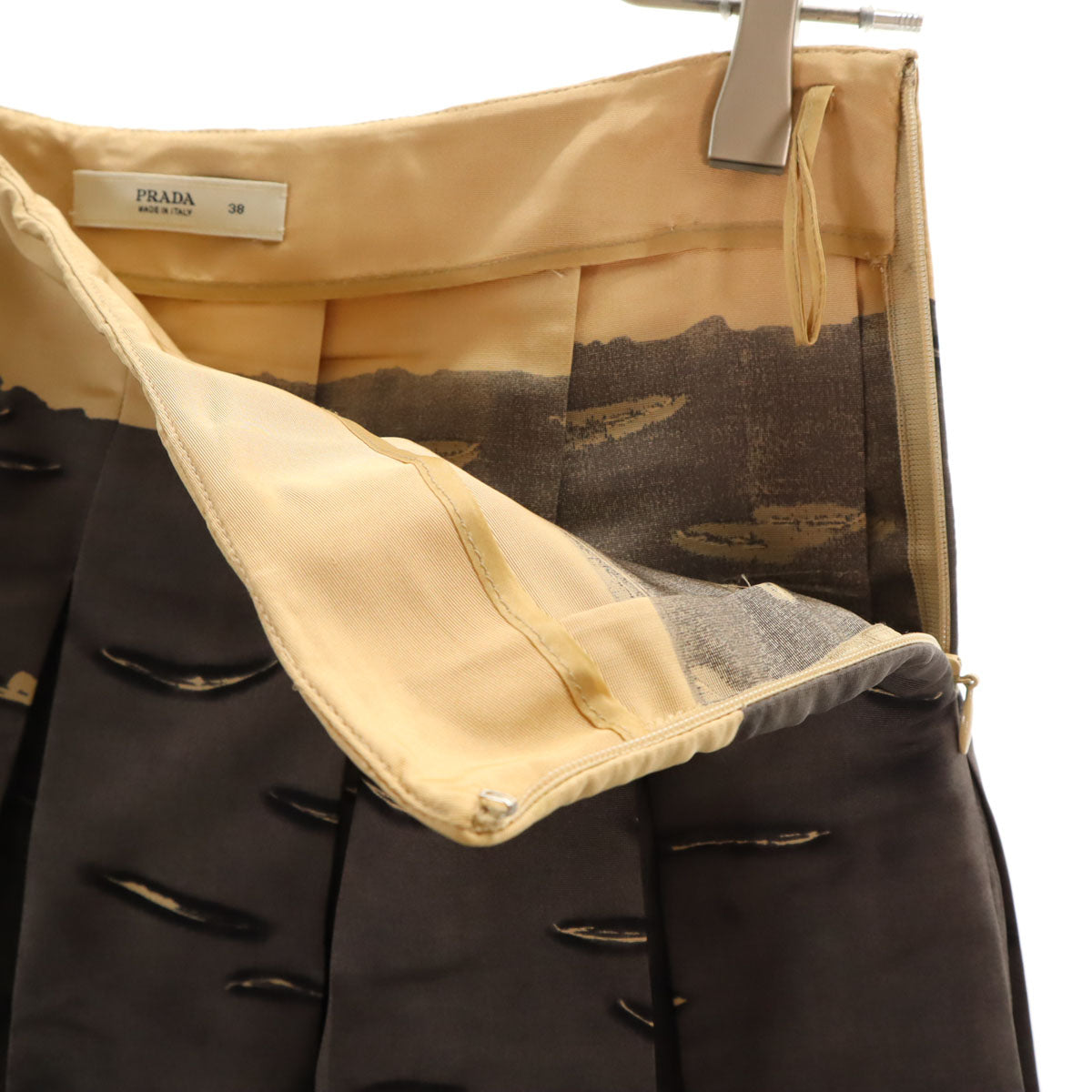 PRADA プラダ イタリア製 シルク 総柄 ミディ丈 プリーツスカート 38