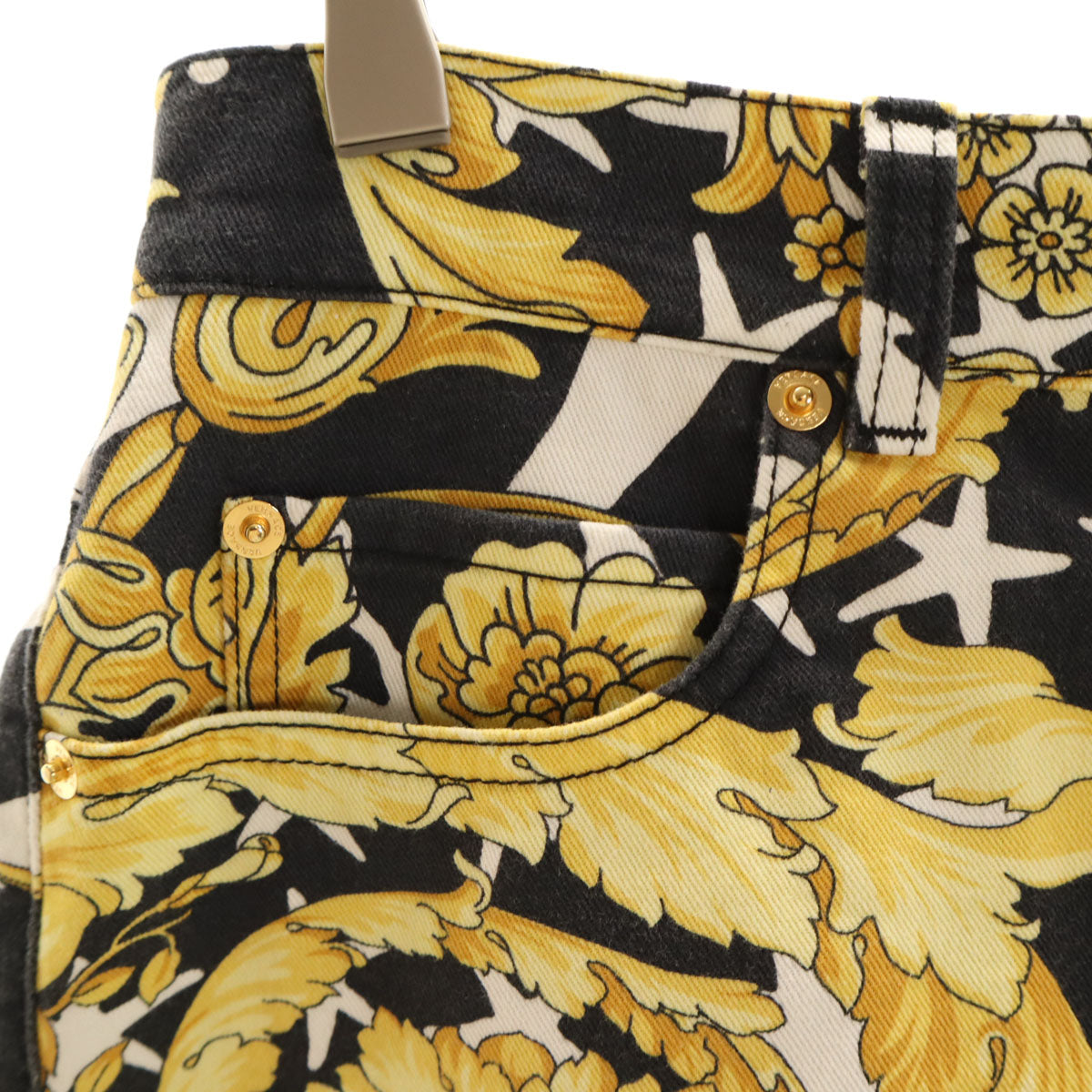 VERSACE ヴェルサーチ イタリア製 総柄 ショートパンツ W28 ブラック レディース
