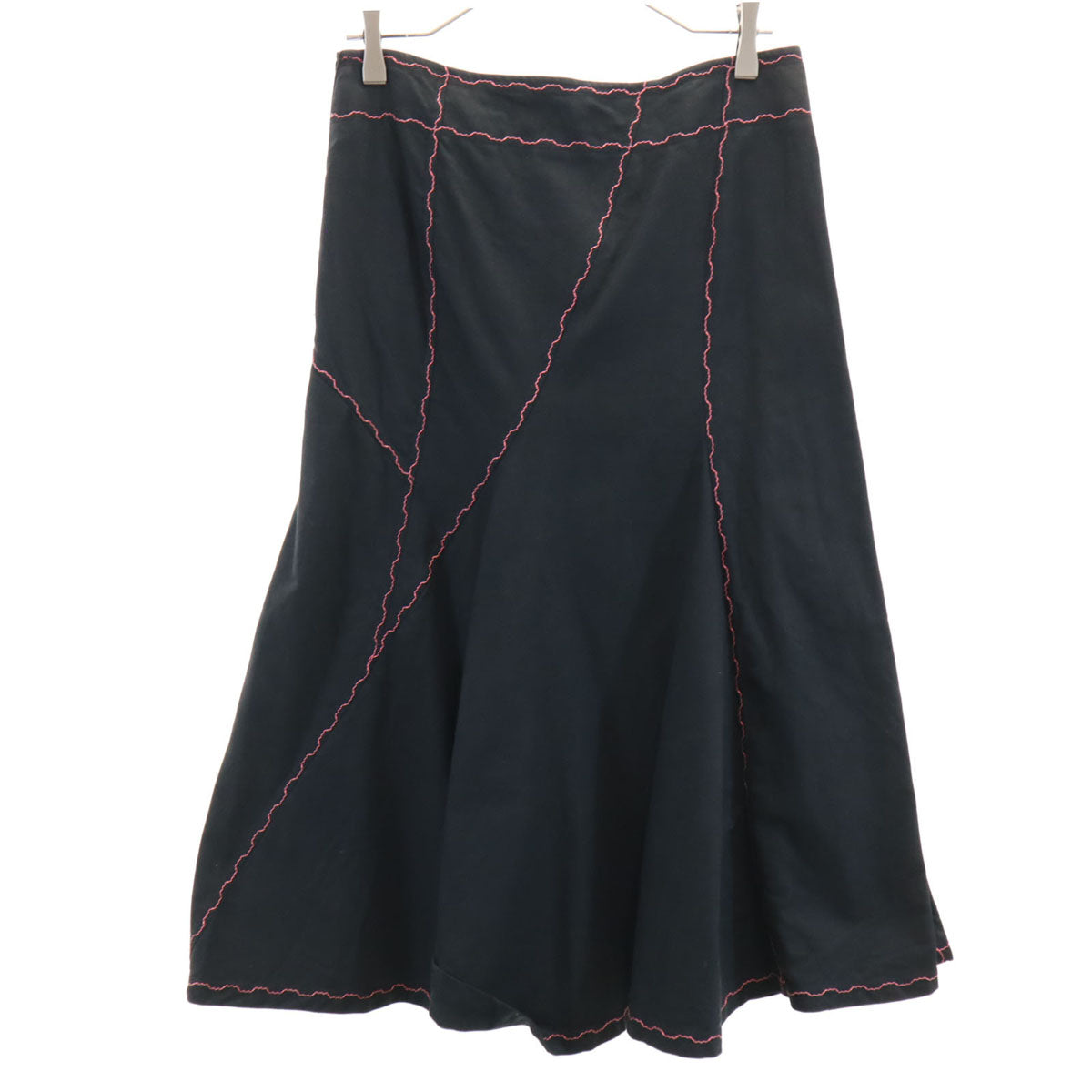 ISSEY MIYAKE イッセイミヤケ ロング丈 フレアスカート ブラック系 レディース