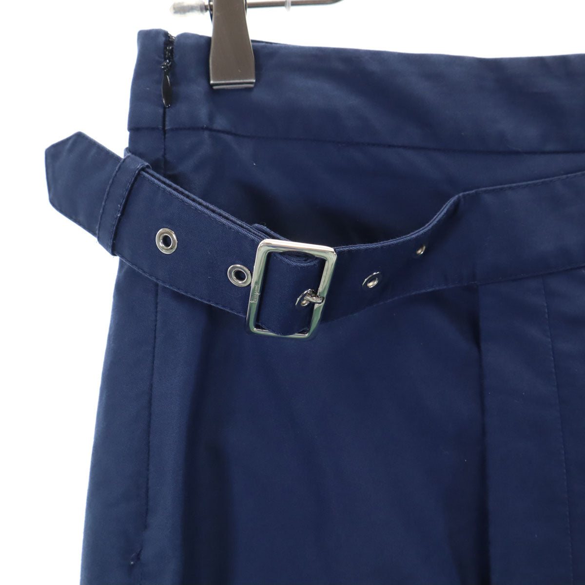 Salvatore Ferragamo サルヴァトーレフェラガモ イタリア製 ミディ丈 プリーツスカート 38 ネイビー ラップ レディース