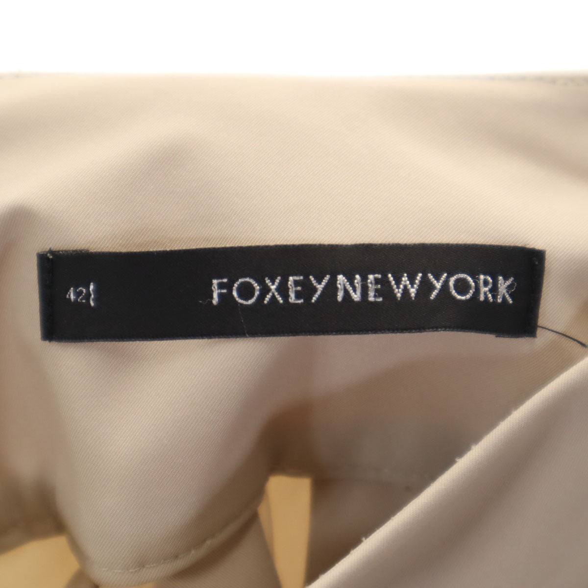 FOXEY NEW YORK フォクシーニューヨーク 日本製 ミディ丈 フレアスカート 42 グレージュ レディース