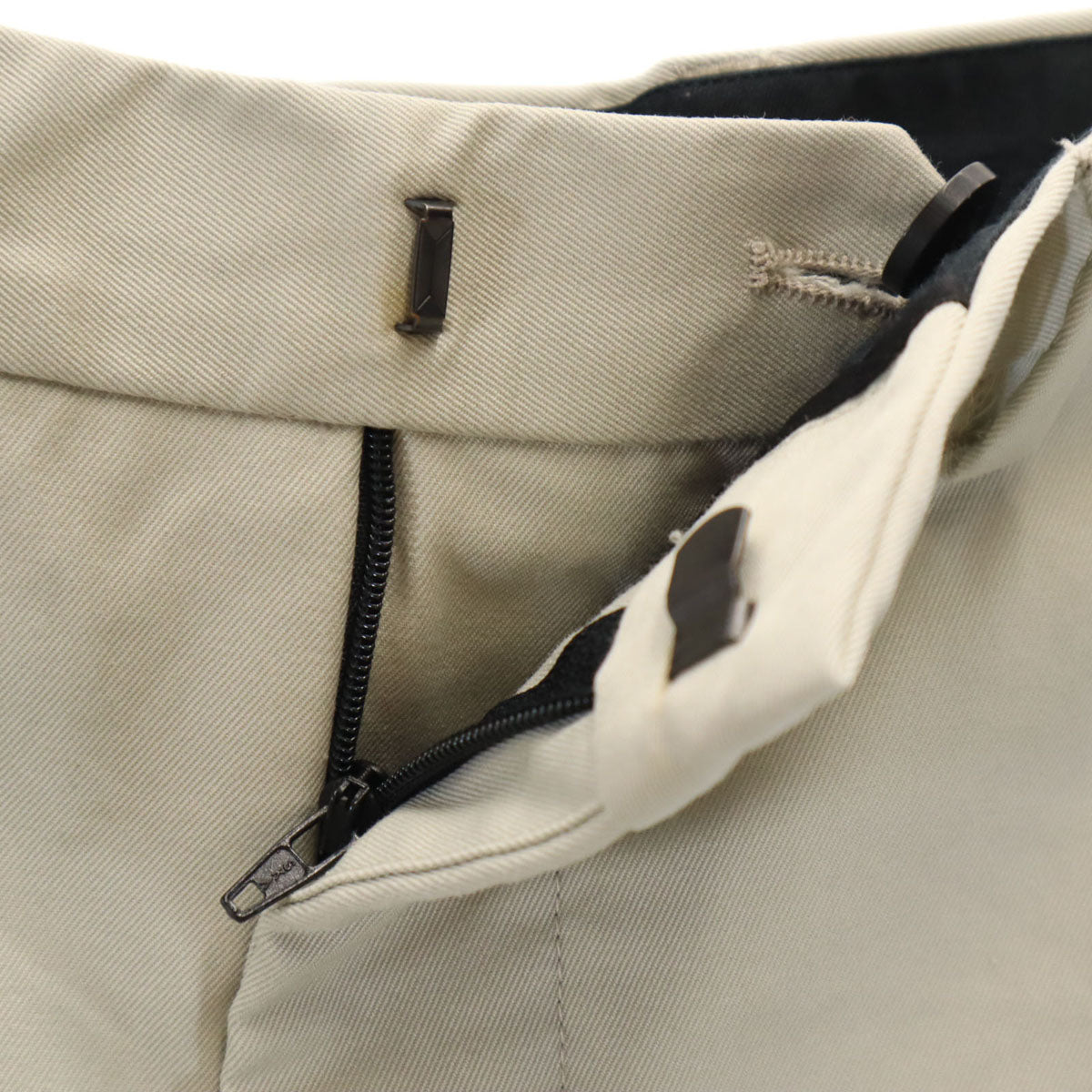 BALENCIAGA バレンシアガ イタリア製 チノショートパンツ 44 グレージュ メンズ