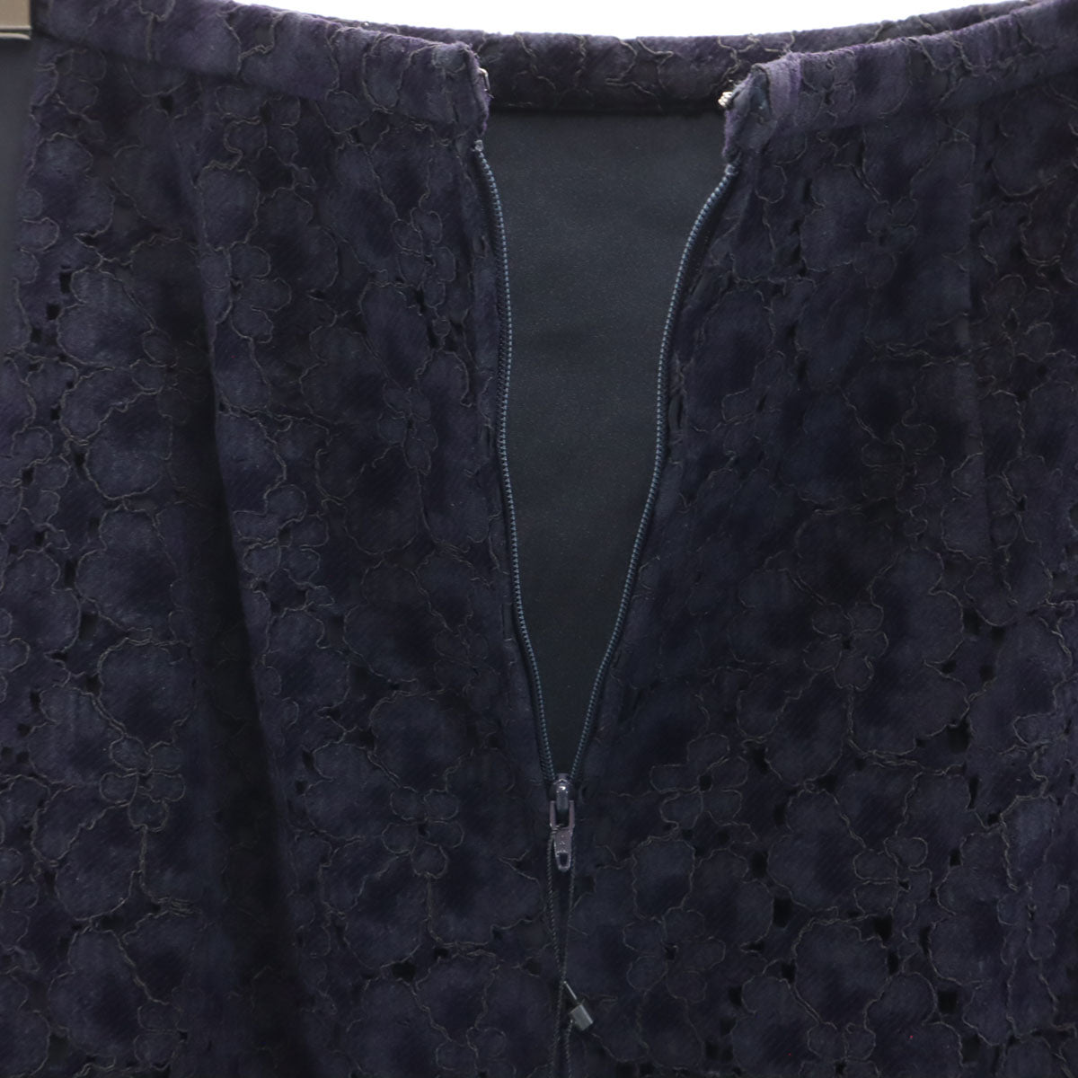 未使用 ESTNATION エストネーション 日本製 レース柄 ミディ丈 タイトスカート 38 ネイビー レディース