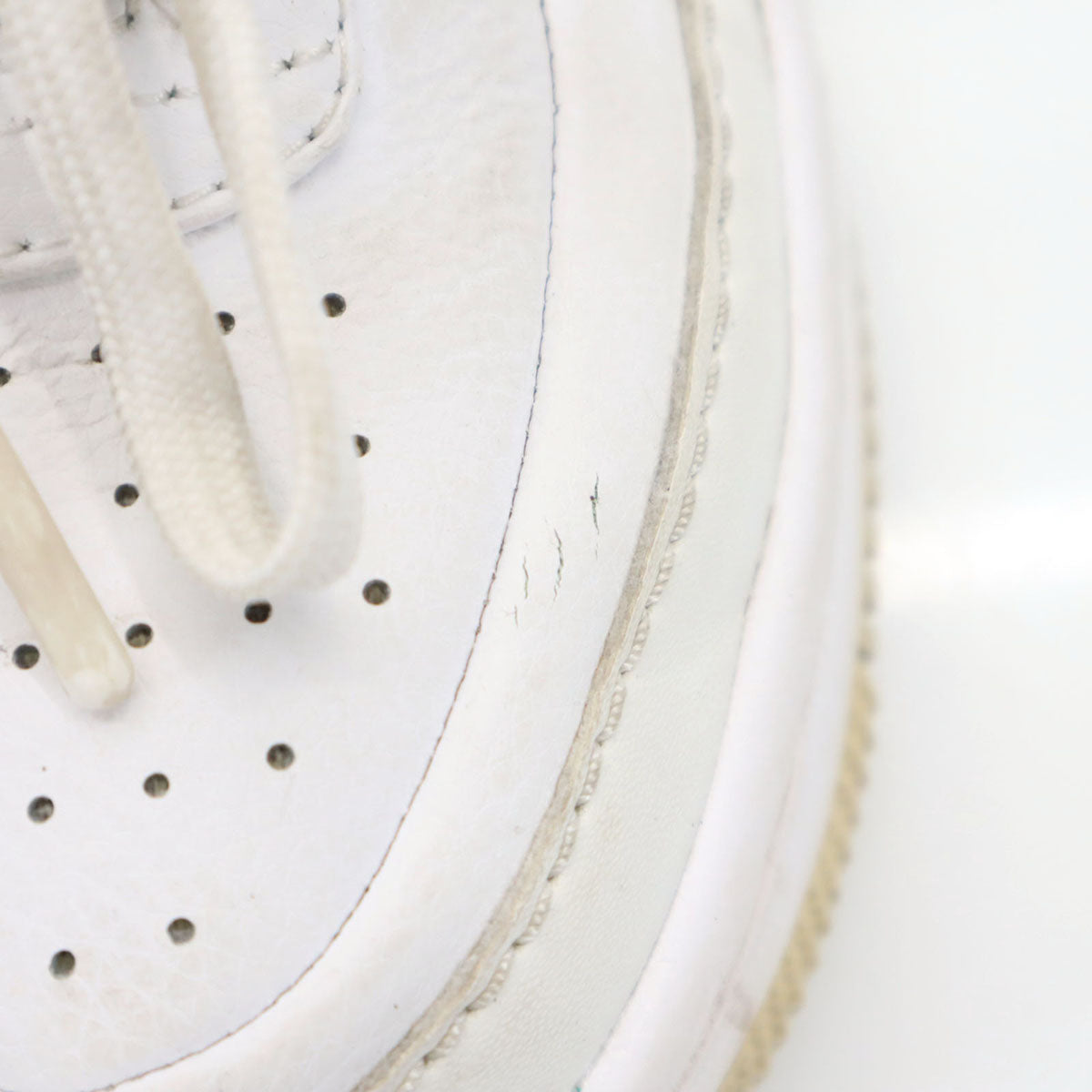 NIKE ナイキ エアフォースワン ジェスターXX リイマジンド スニーカー 24 ホワイト A01220-101 レディース