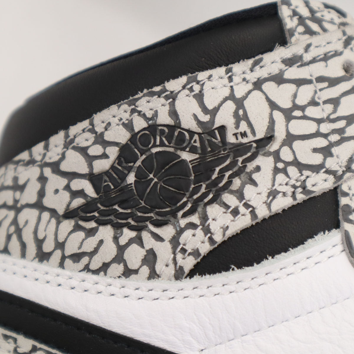 NIKE ナイキ エアジョーダン 1 レトロ ハイ OG エレファント柄 スニーカー 27.5 ホワイト DZ5485-052 AIR JORDAN 箱付き メンズ